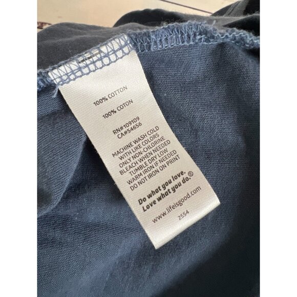 Life is Good Tee Shirt size Medium Crusher Lite Get Outta‎ Town Graphic T-Shirt - Picture 5 of 8